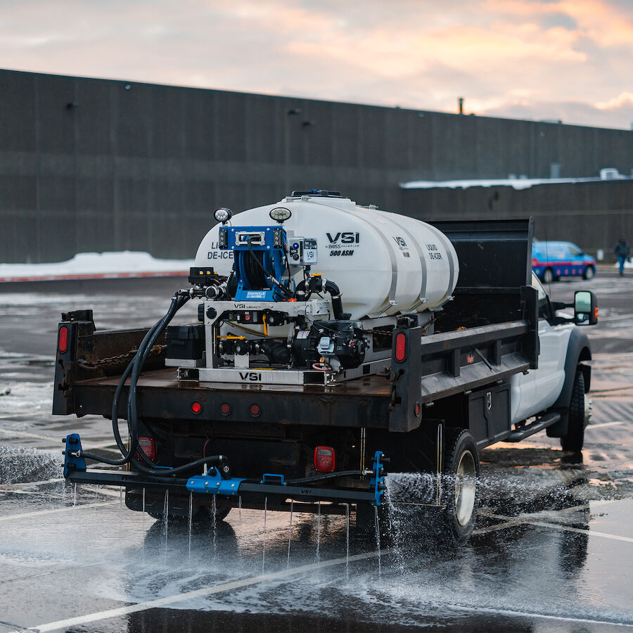 BOSS Snowplow 500-Gal Tank Skid