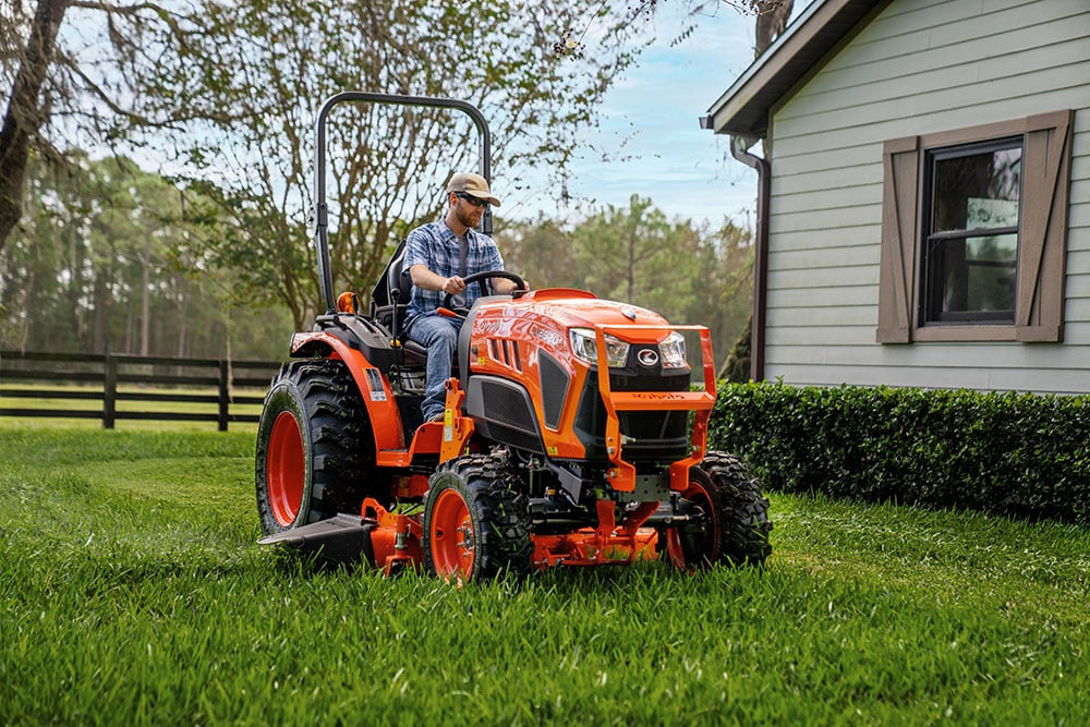 Kubota LX3520 Narrow