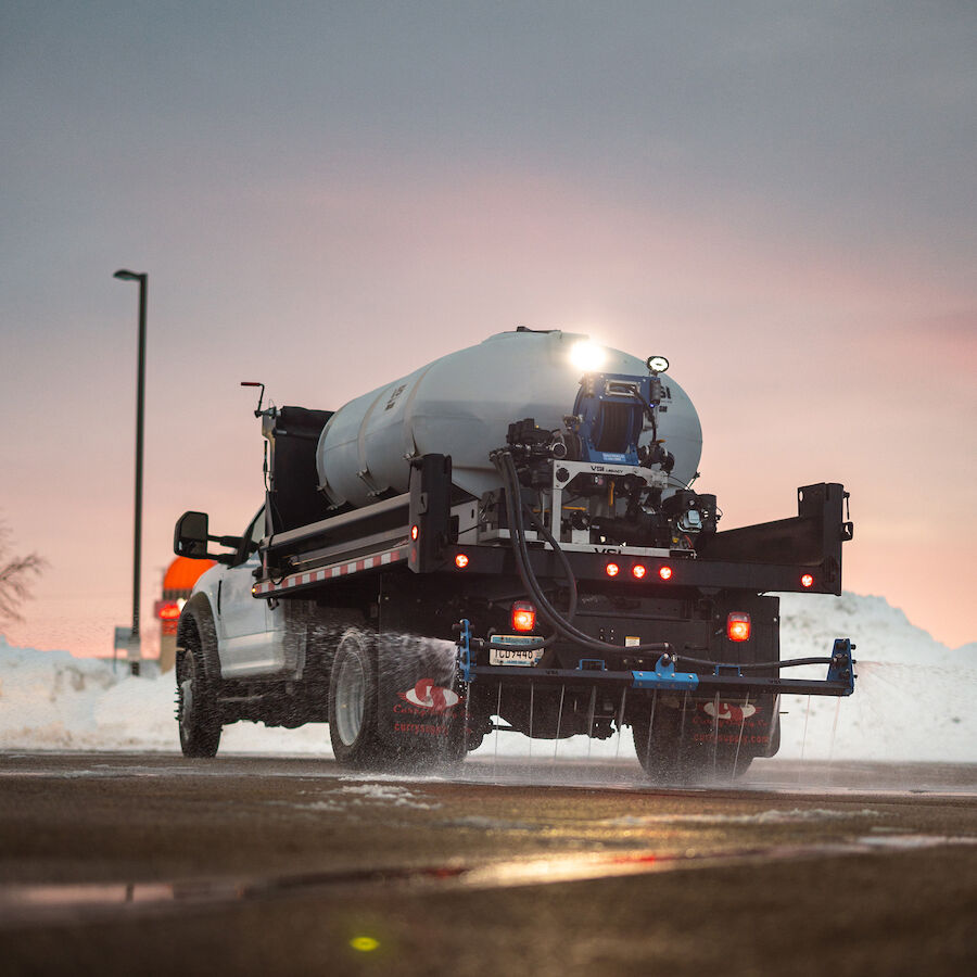 BOSS Snowplow 750-Gal Tank Skid
