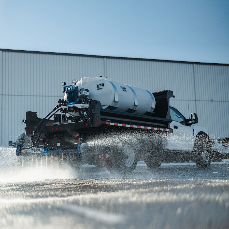 BOSS Snowplow 750-Gal Tank Skid